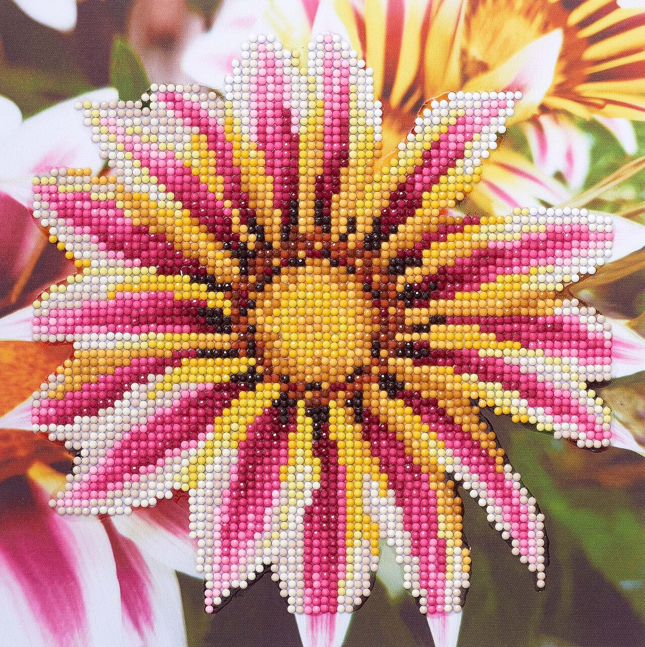 DIAMOND ART BY LEISURE ARTS Star Daisy, 8"x8", Beginner Diamond Painting Kits for Adults, Diamond Art for Adults, Diamond Art Kit, Diamond Art Painting